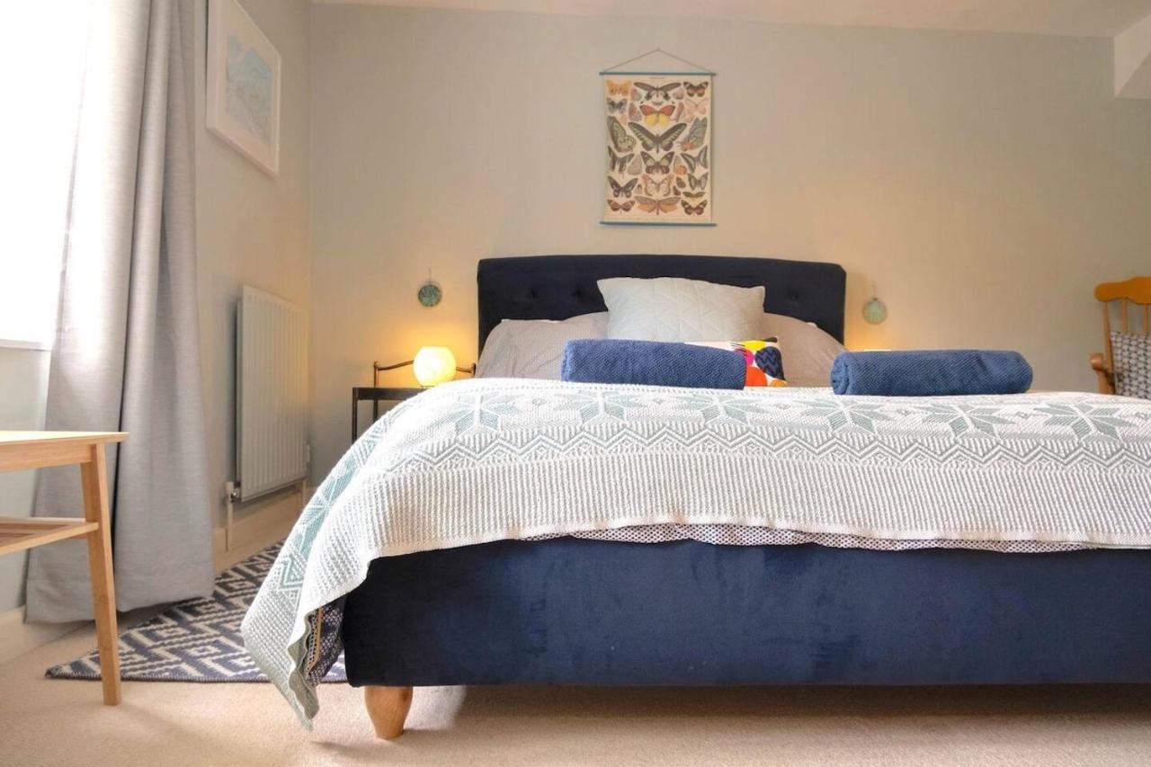 Lovely Property In The Heart Of Somerset, Sleeps 9 Shepton Mallet Eksteriør bilde