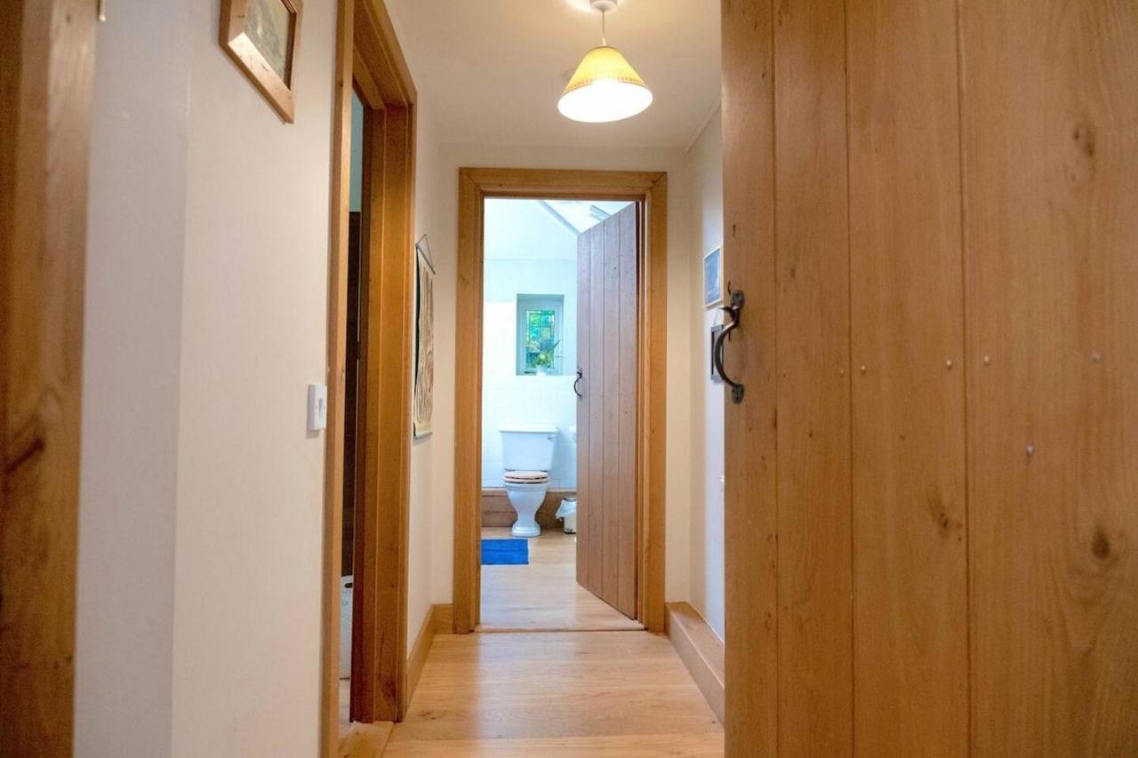 Lovely Property In The Heart Of Somerset, Sleeps 9 Shepton Mallet Eksteriør bilde
