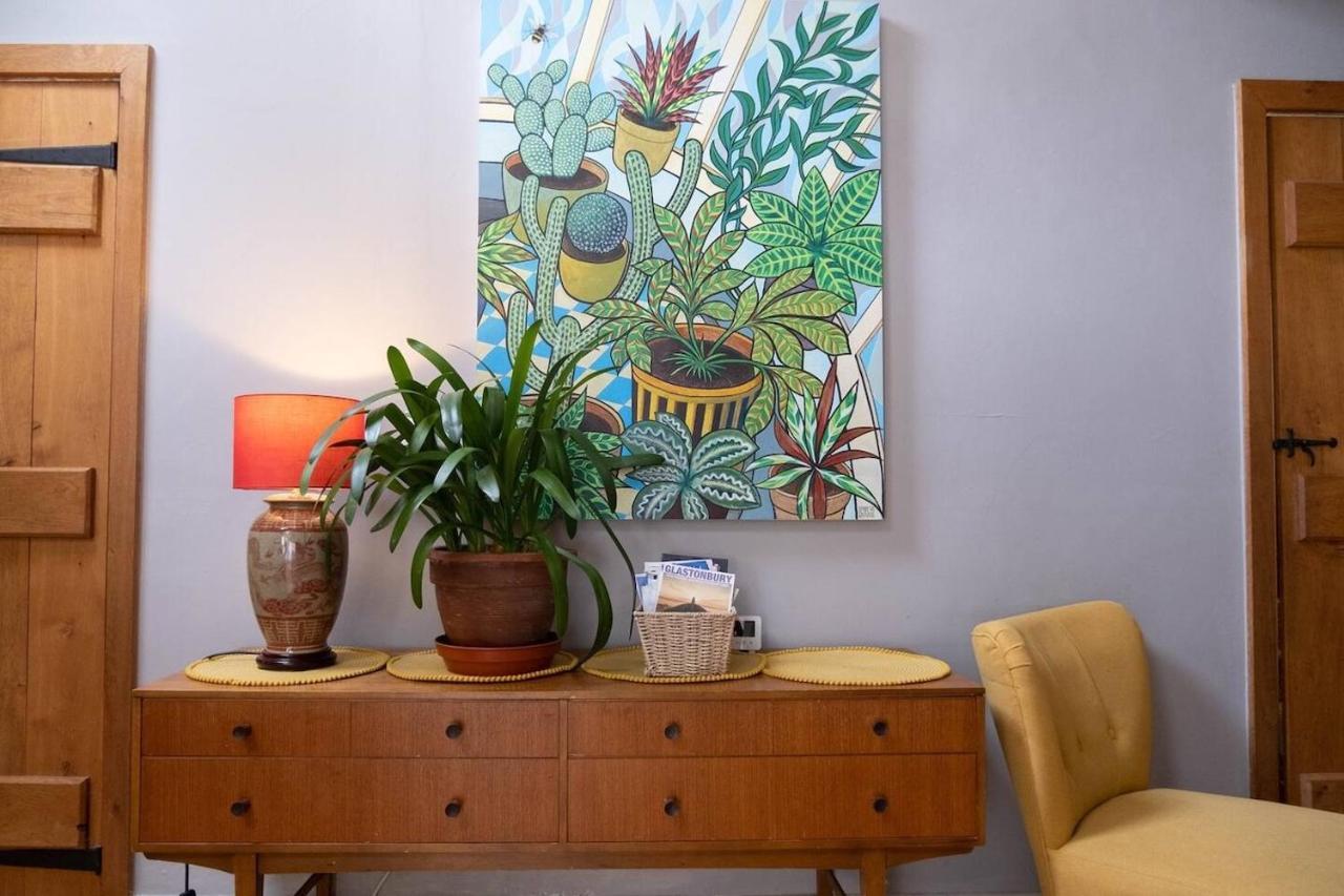 Lovely Property In The Heart Of Somerset, Sleeps 9 Shepton Mallet Eksteriør bilde