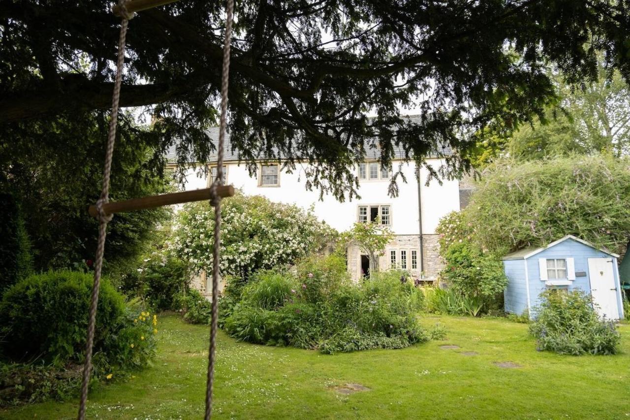 Lovely Property In The Heart Of Somerset, Sleeps 9 Shepton Mallet Eksteriør bilde