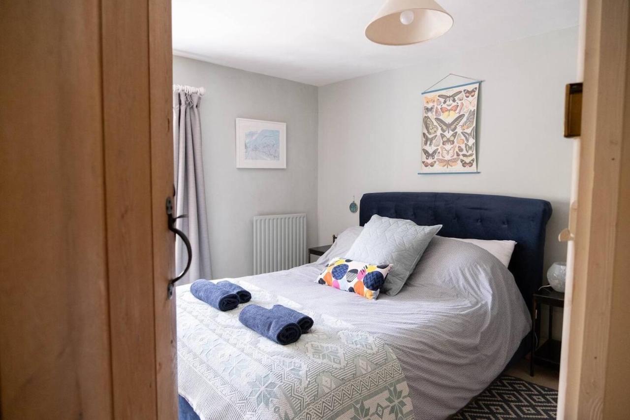 Lovely Property In The Heart Of Somerset, Sleeps 9 Shepton Mallet Eksteriør bilde