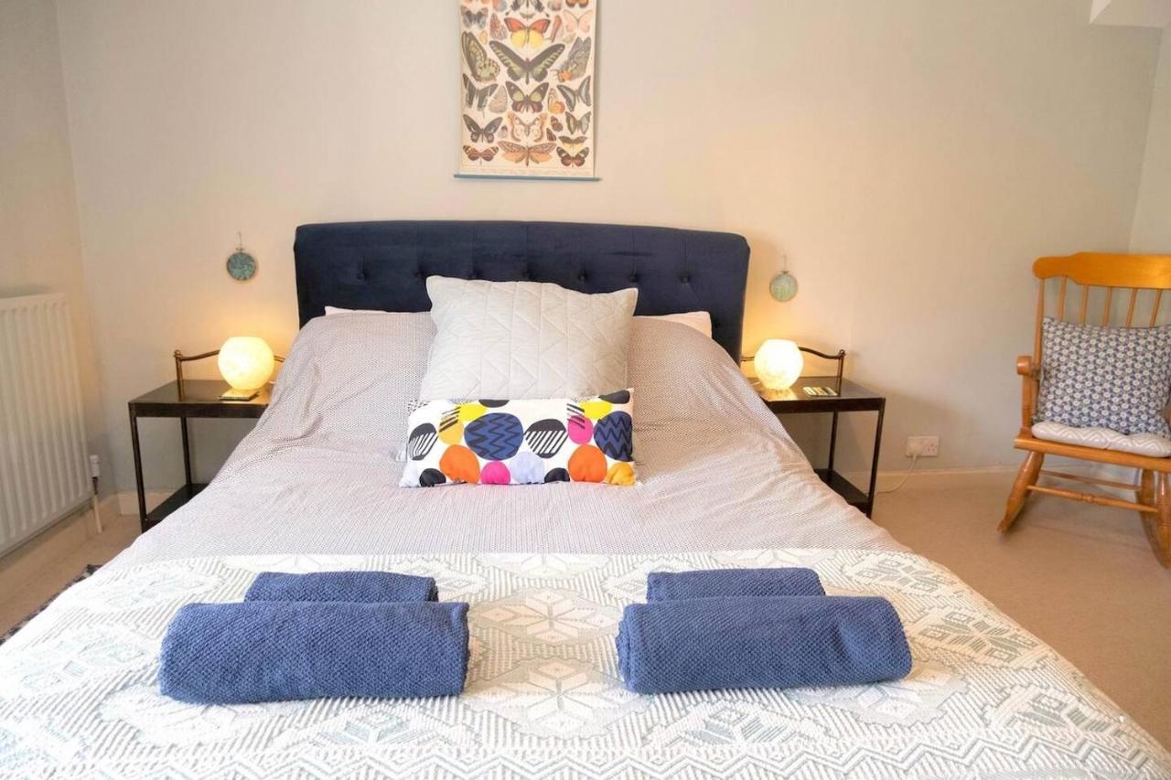 Lovely Property In The Heart Of Somerset, Sleeps 9 Shepton Mallet Eksteriør bilde